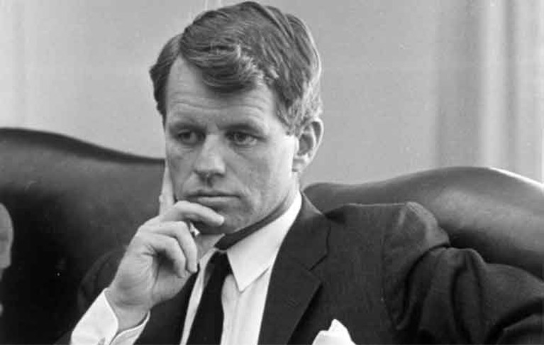 La historia de los Kennedy en el irlandés.